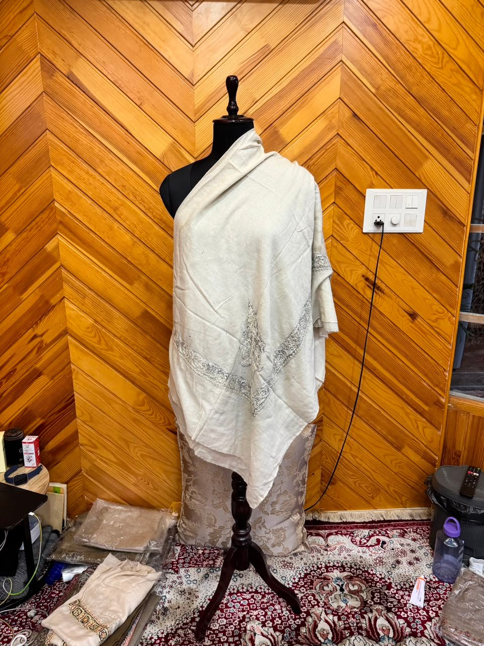 Snow White Pashmina Shawl