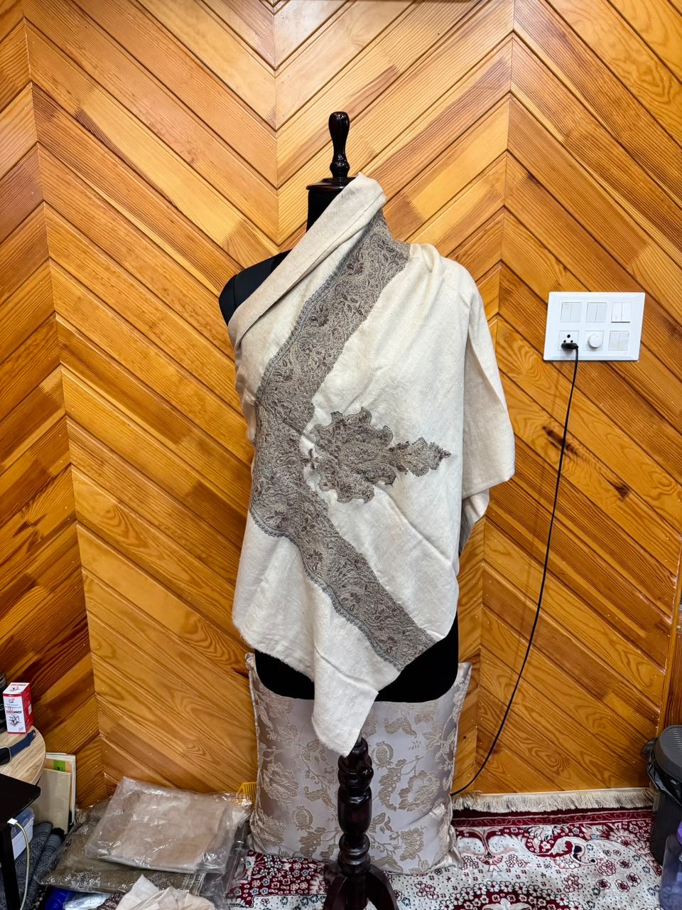 Ivory Grey-Diagonal Shawl
