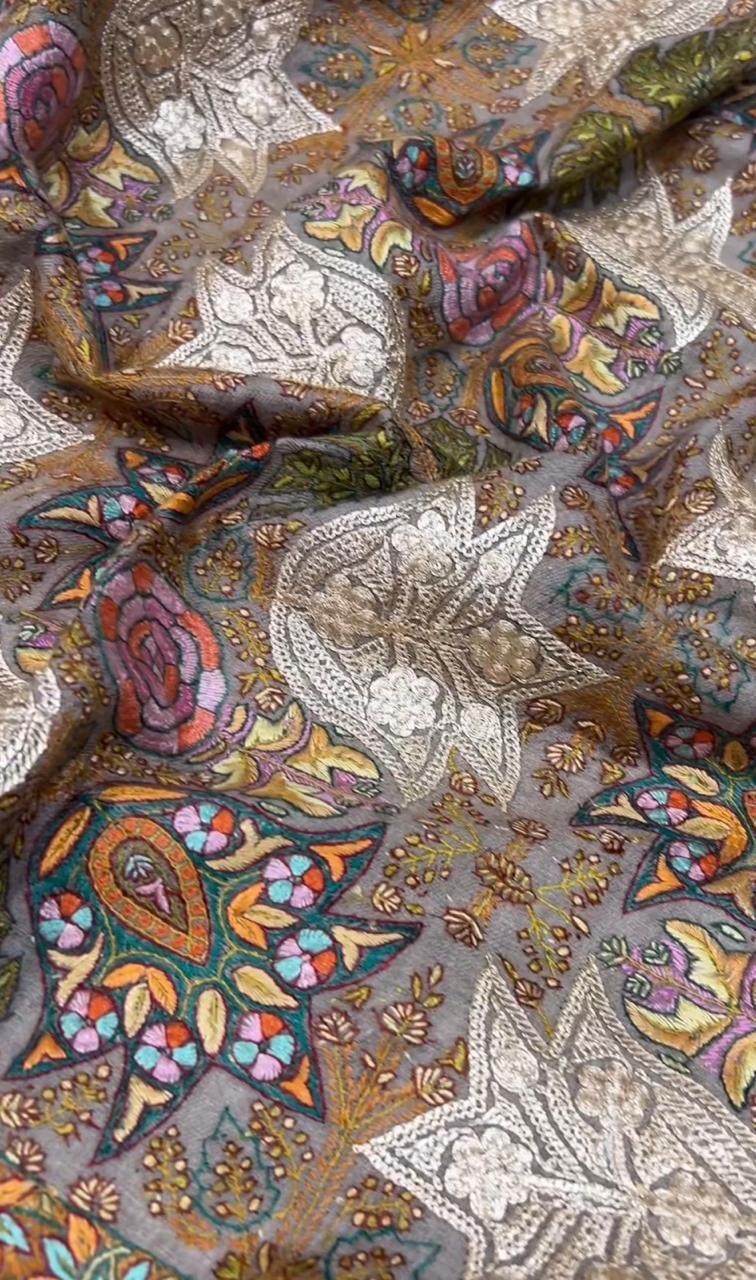 Silver Fragment Paisley Pashmina