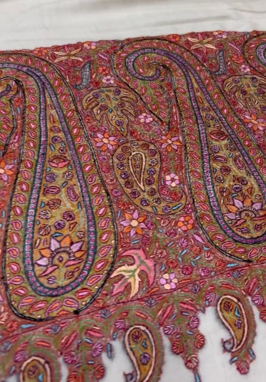 Crimson Grand Paisley Pashmina